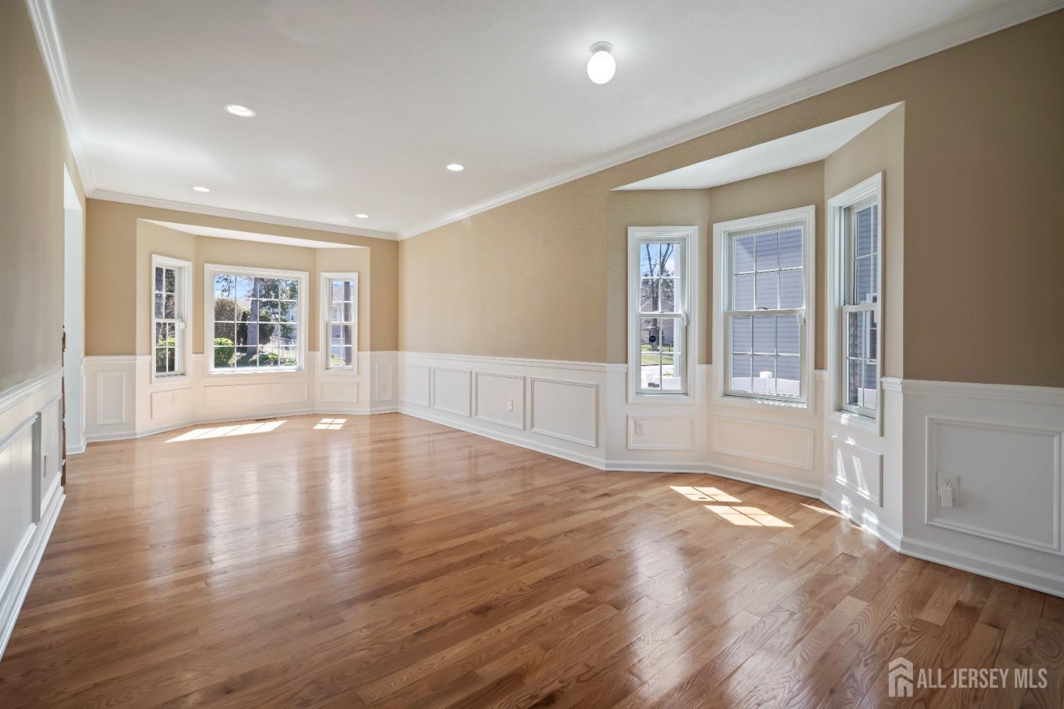 120 Normandy Road Colonia, NJ 07067 - Photo 10 of 53 Gallery Image 10