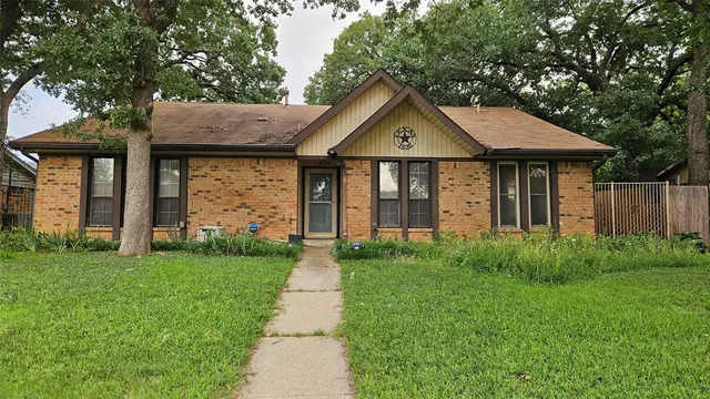 $325,000 | 1430 Wildvalley Drive, Lewisville, TX 75067