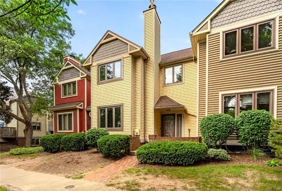 18 Cornhill Place Rochester, NY 14608 - Photo 1 of 40 Gallery Image 1