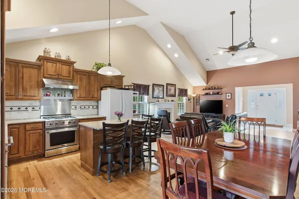 $729,000 | 3 Lone Oak Way, Eatontown, NJ 07724