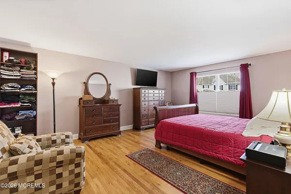 $729,000 | 3 Lone Oak Way, Eatontown, NJ 07724