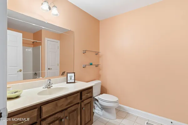 $729,000 | 3 Lone Oak Way, Eatontown, NJ 07724
