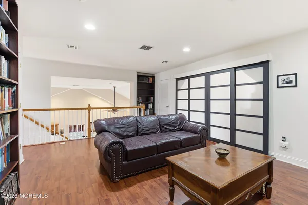 $729,000 | 3 Lone Oak Way, Eatontown, NJ 07724