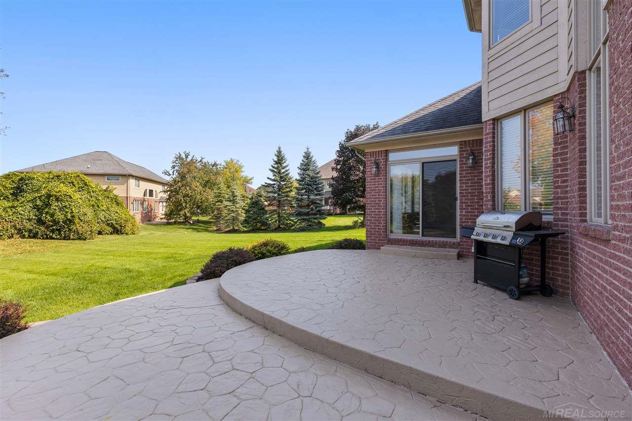 1158 Rochelle Park Drive Rochester Hills, MI 48309 - Photo 13 of 59
