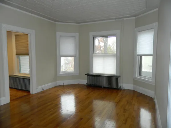 $2,200 | 15 Summit Street, Concord, NH 03301