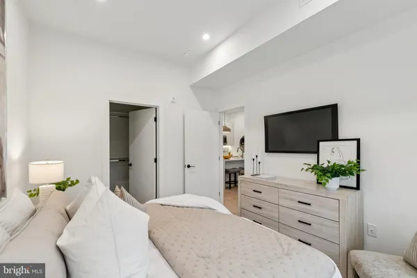 $2,108 | 20-30 West Allens Lane, Unit 417, Philadelphia, PA 19119