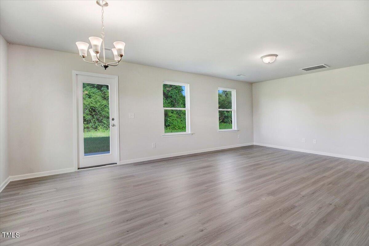 204 Streamlet Drive Fremont, NC 27830 - Photo 6 of 23 06-204 Streamlet Dr-6