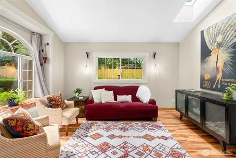 $955,000 | 11837 Venice Loop Northeast, Bainbridge Island, WA 98110