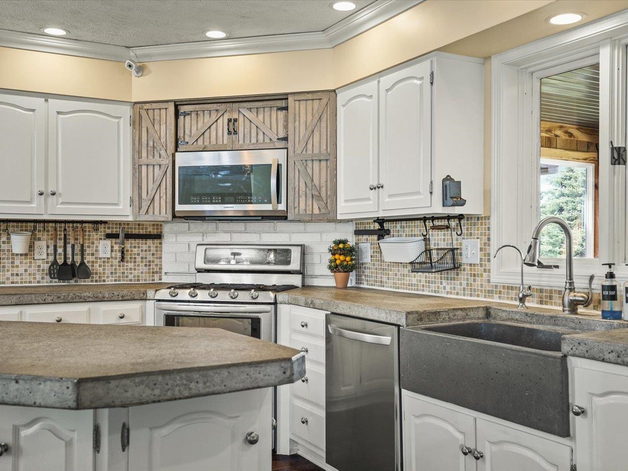 8548 East Edwardsville Road German Valley, IL 61039 - Photo 14 of 99 Gallery Image 14