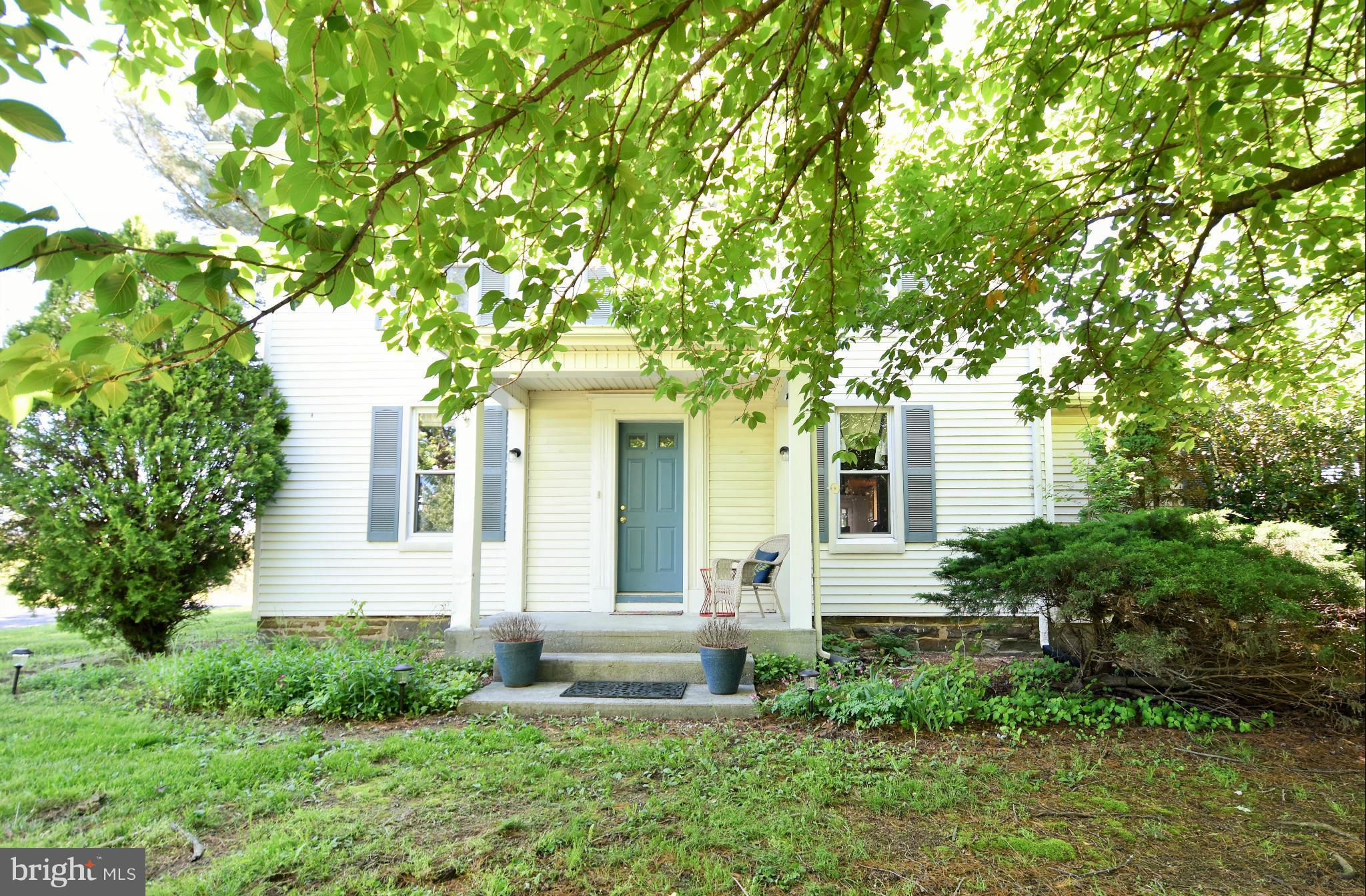 2011 Salem Church Road Stephens City, VA 22655 - Photo 25 of 30 Front Porch