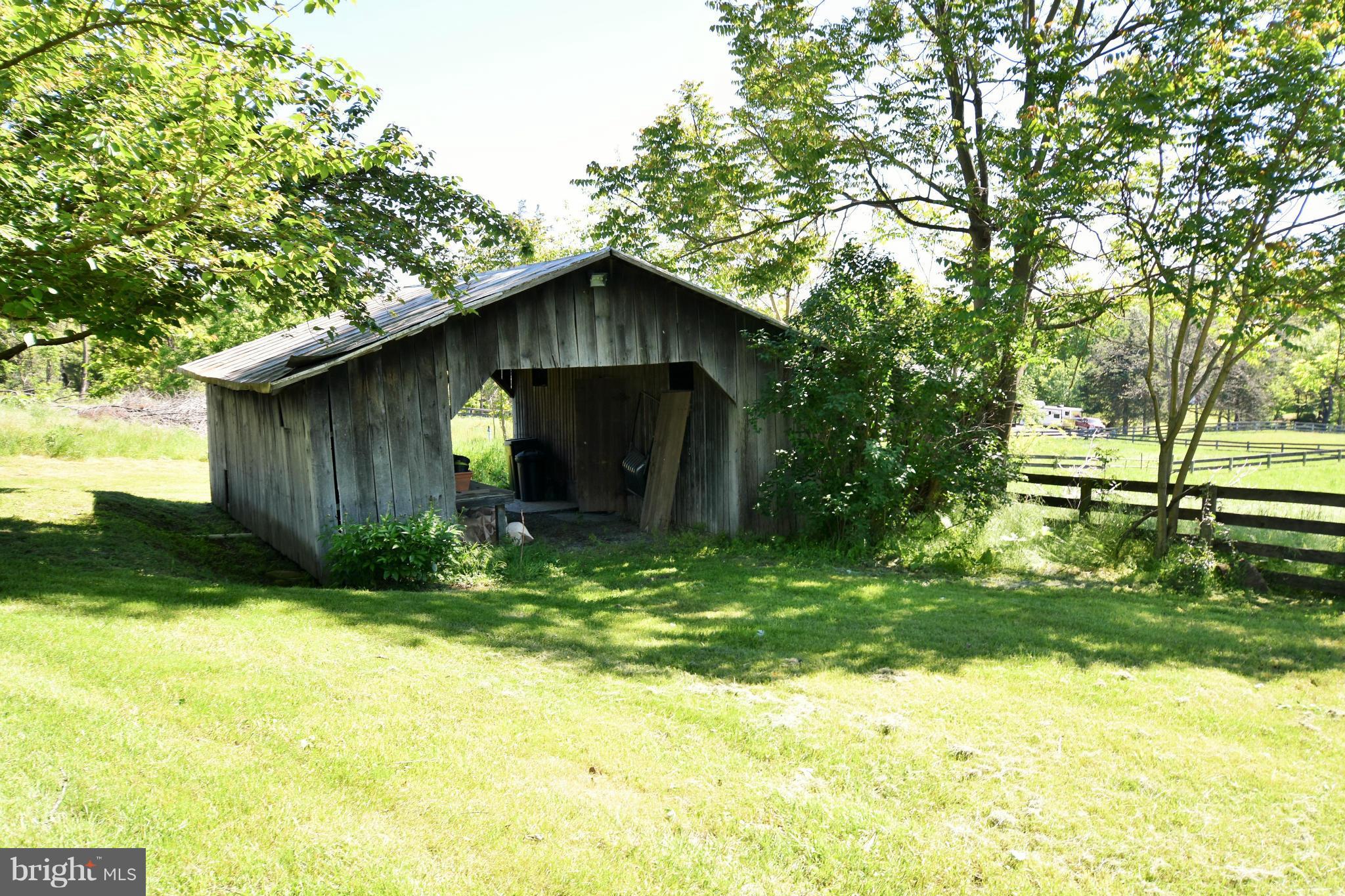 2011 Salem Church Road Stephens City, VA 22655 - Photo 29 of 30 Storage Shed