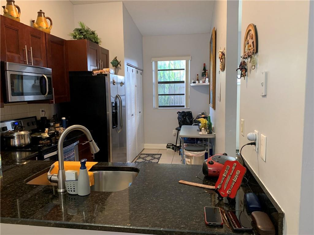 6742 Northwest 189th Terrace Hialeah, FL 33015 - Photo 8 of 8 Photo 8