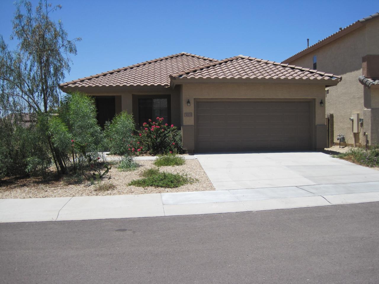 38204 North Raleigh Way Phoenix, AZ 85086 - Photo 1 of 8 Front