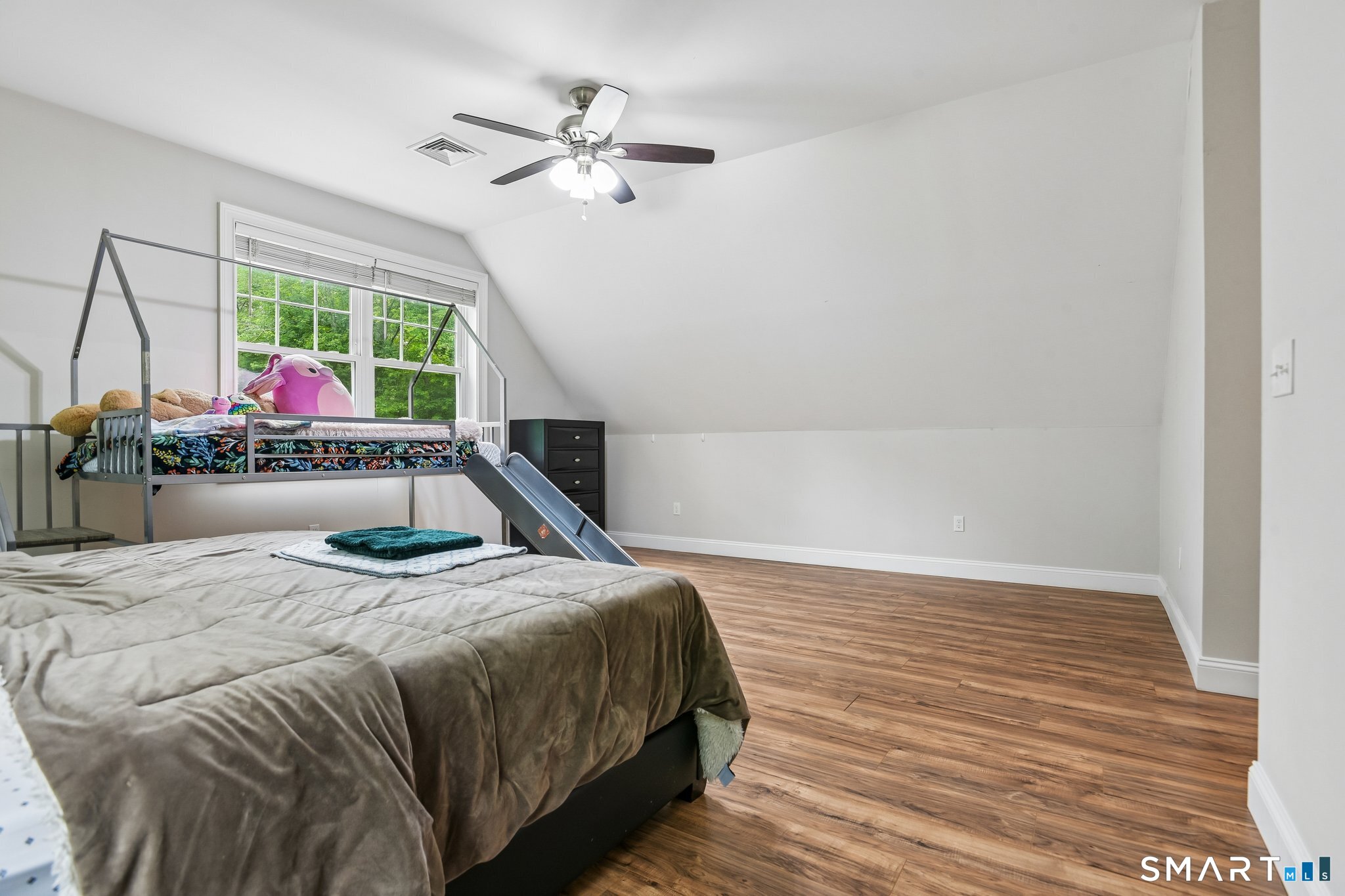 25 Spring Rock Road East Lyme, CT 06333 - Photo 22 of 38