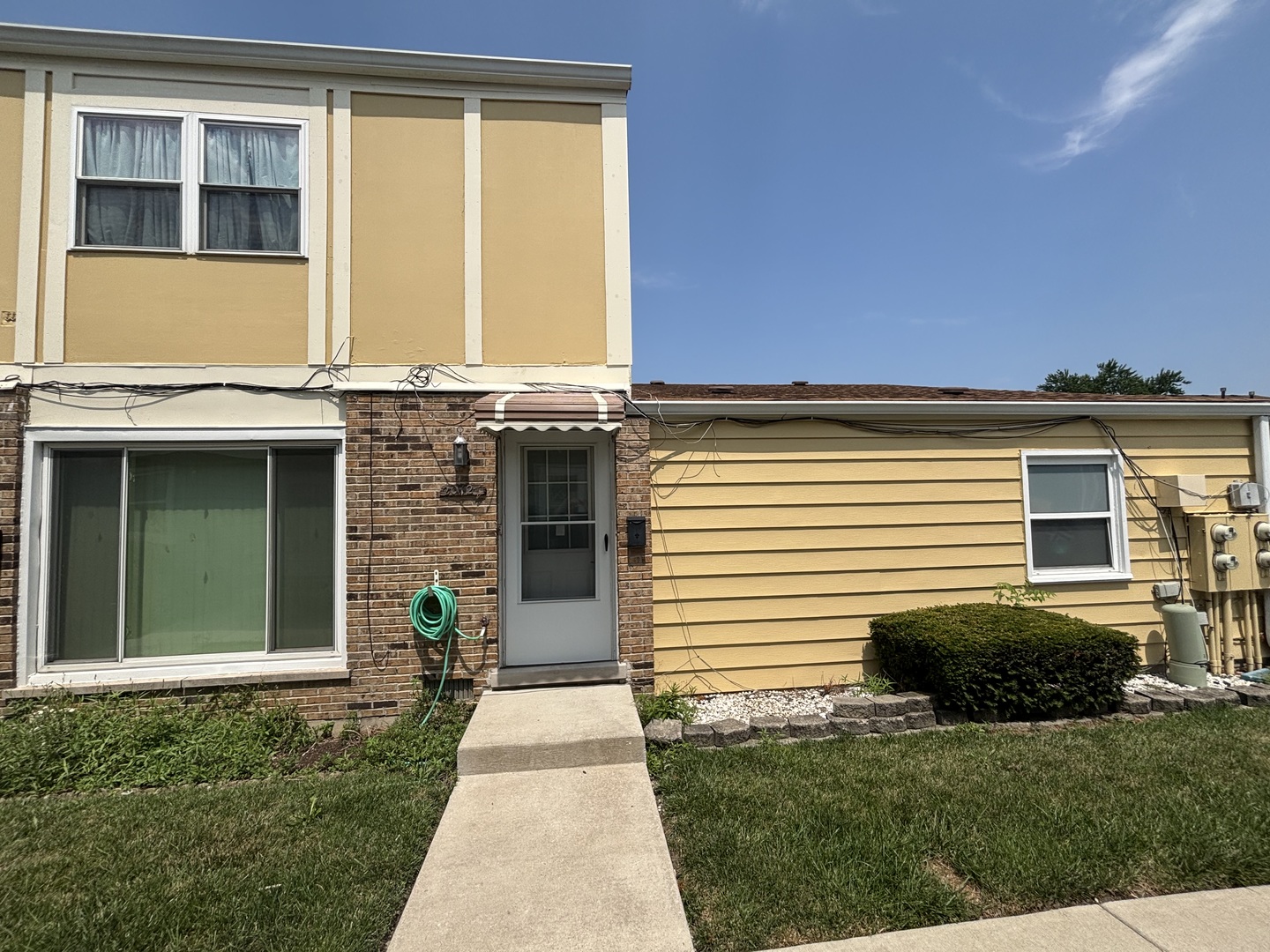 20124 Oak Lane Lynwood, IL 60411 - Photo 2 of 19 a view of a house with backyard and porch