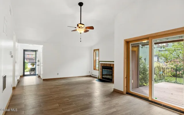 $2,400 | 24 Thimbleberry Road, Malta, NY 12020