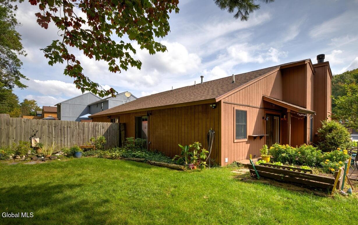 24 Thimbleberry Road Malta, NY 12020 - Photo 29 of 31 29