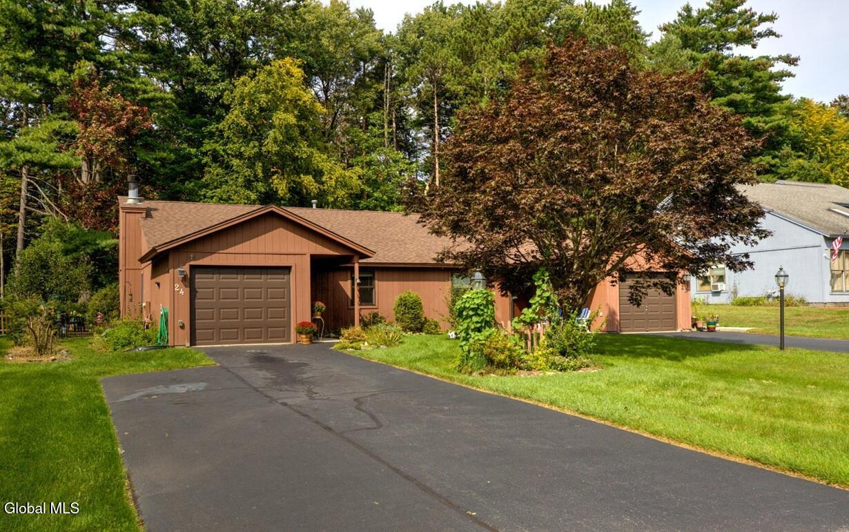 24 Thimbleberry Road Malta, NY 12020 - Photo 3 of 31 3