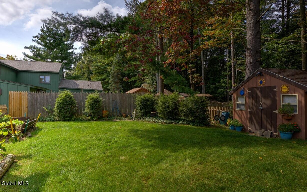 24 Thimbleberry Road Malta, NY 12020 - Photo 31 of 31 31