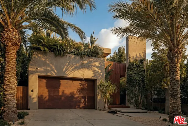 $35,000 | 530 North La Jolla Avenue, Los Angeles, CA 90048