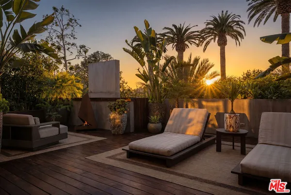 $35,000 | 530 North La Jolla Avenue, Los Angeles, CA 90048