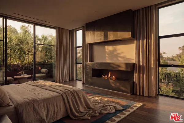 $35,000 | 530 North La Jolla Avenue, Los Angeles, CA 90048