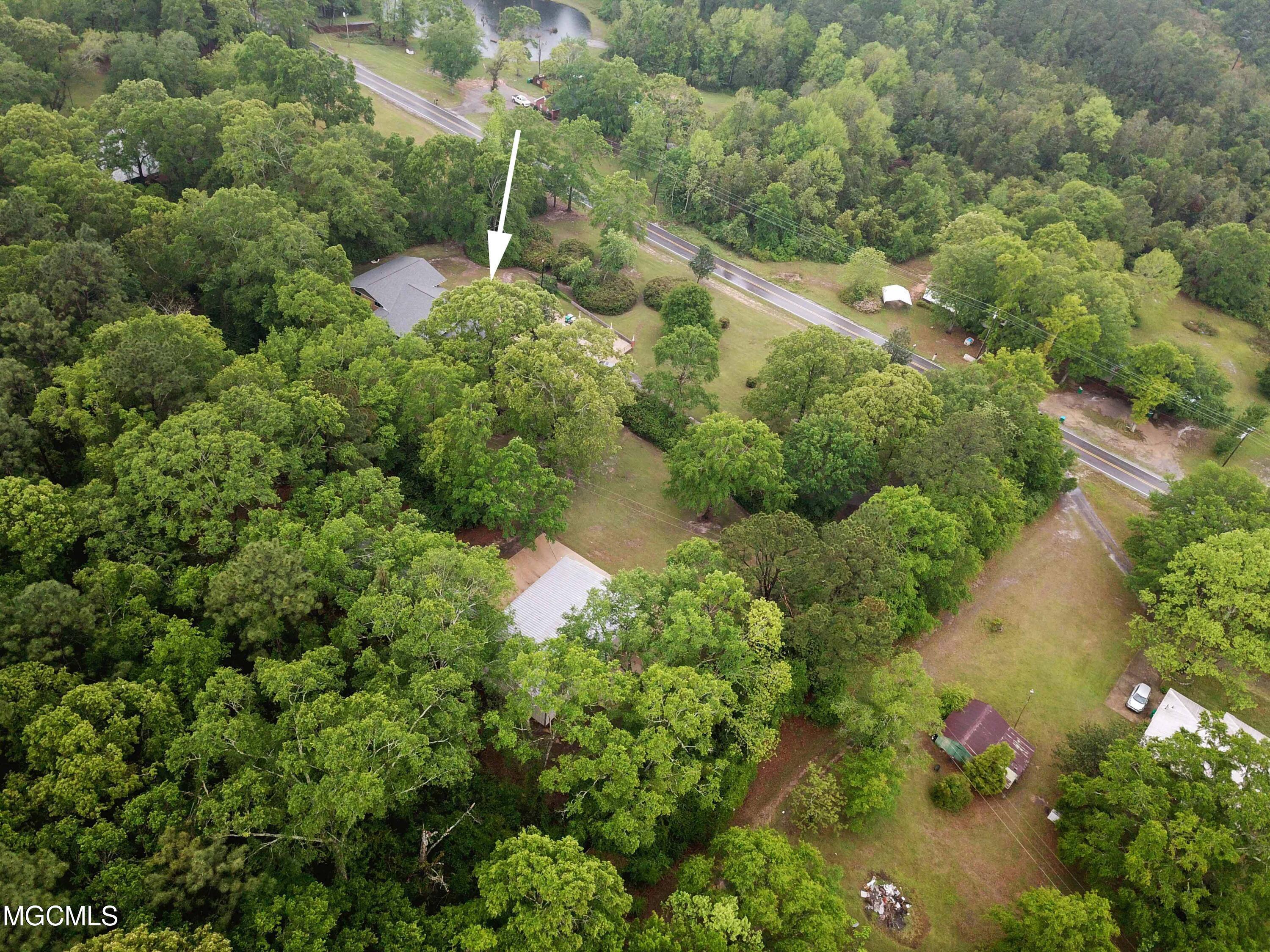 22216 Ellis Hamilton Road Moss Point, MS 39562 - Photo 3 of 51 12B6C1AE-186F-417E-81C8-285733F7B648