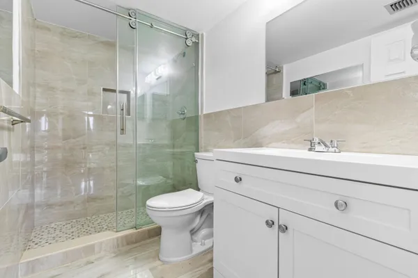 $3,500 | 3580 South Ocean Boulevard, Unit 2A, South Palm Beach, FL 33480