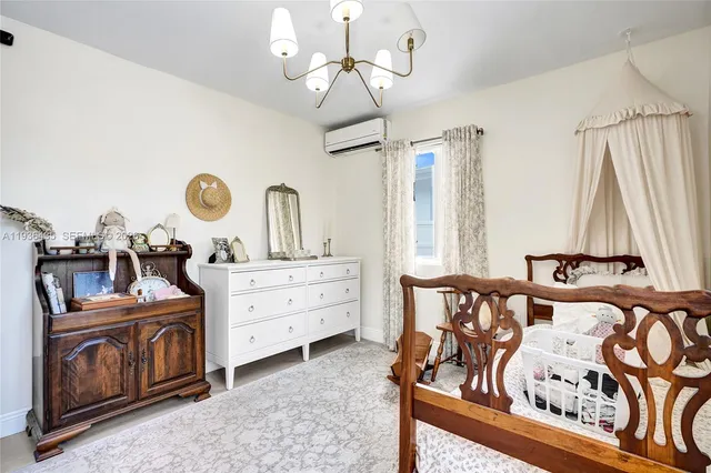 $1,395,000 | 2570 Northeast 201st Street, Miami, FL 33180