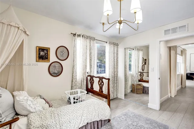 $1,395,000 | 2570 Northeast 201st Street, Miami, FL 33180