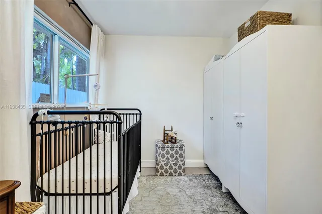 $1,395,000 | 2570 Northeast 201st Street, Miami, FL 33180