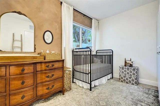 $1,395,000 | 2570 Northeast 201st Street, Miami, FL 33180