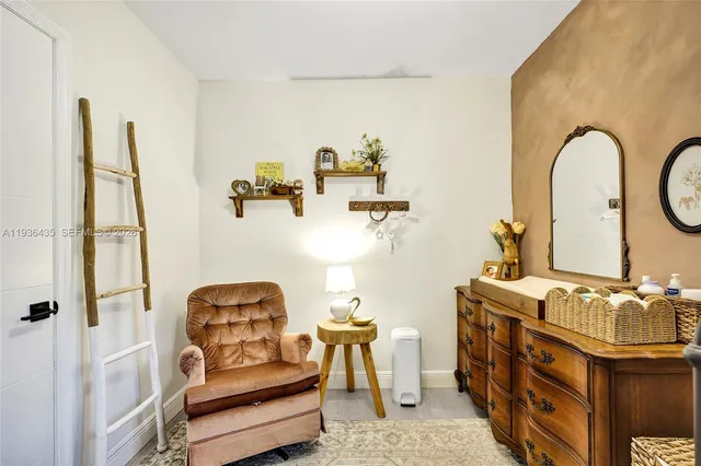 $1,395,000 | 2570 Northeast 201st Street, Miami, FL 33180