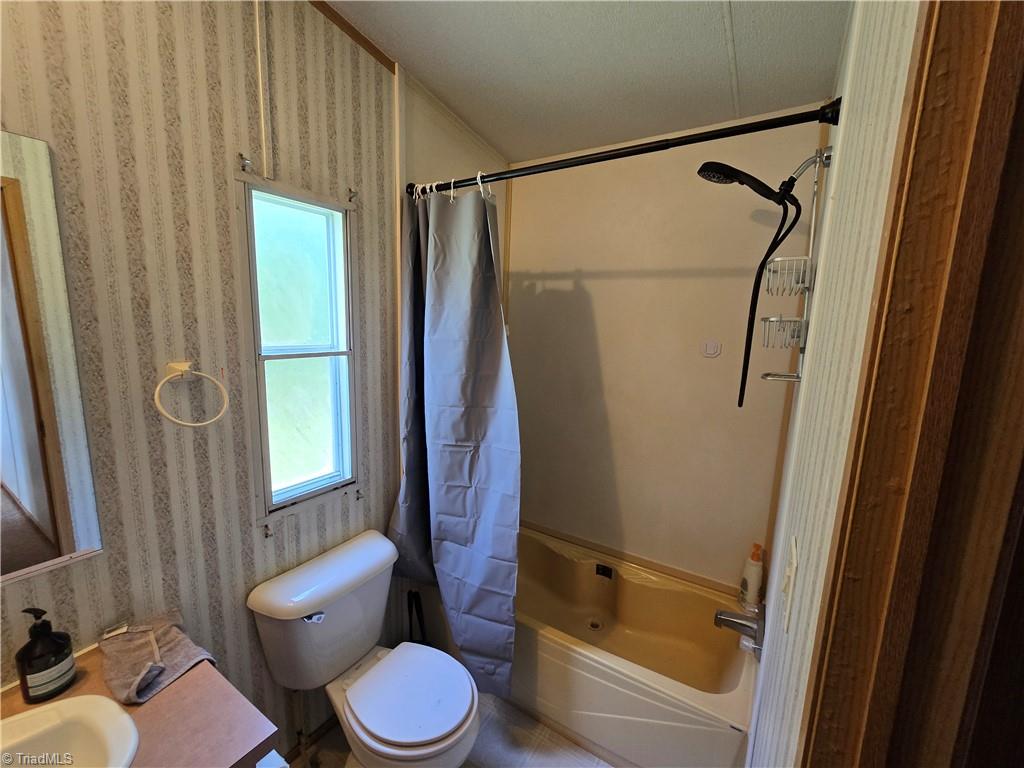 1872 Cude Road Colfax, NC 27235 - Photo 12 of 36 Gallery Image 12