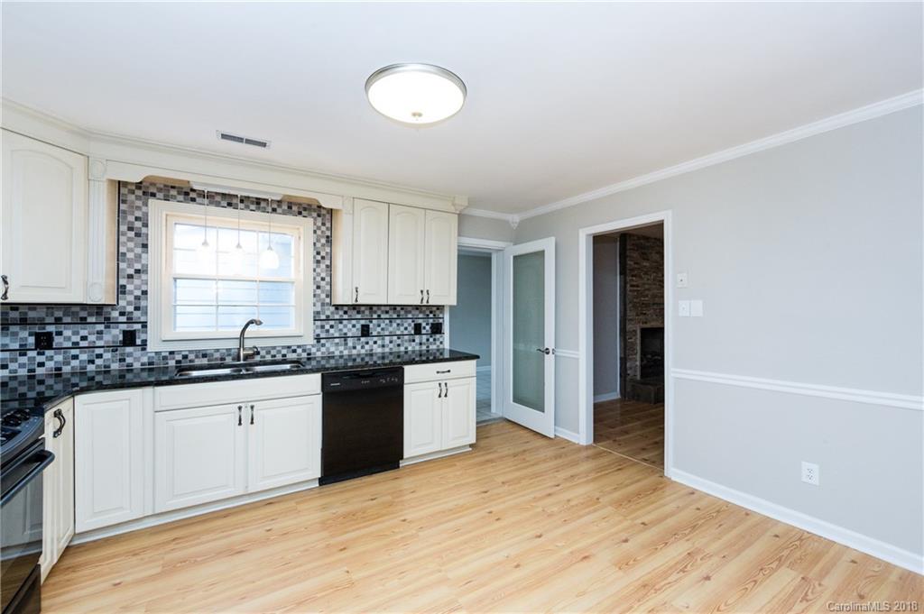 1301 Reid Harkey Road Matthews, NC 28105 - Photo 11 of 33 Gallery Image 11