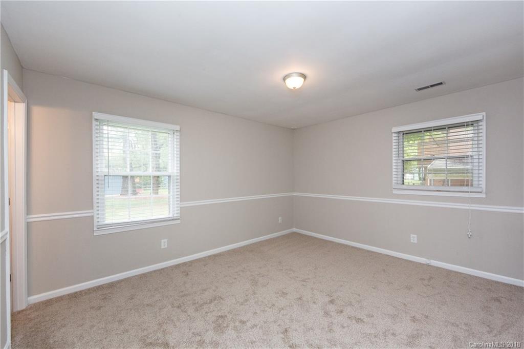 1301 Reid Harkey Road Matthews, NC 28105 - Photo 18 of 33 Gallery Image 18