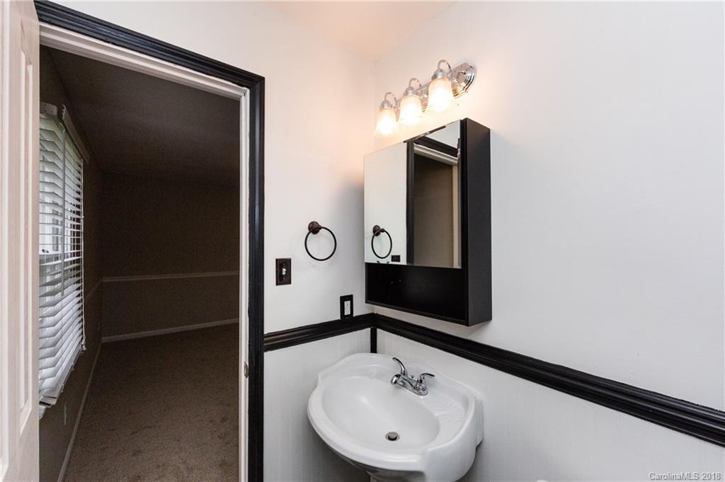1301 Reid Harkey Road Matthews, NC 28105 - Photo 20 of 33 Gallery Image 20