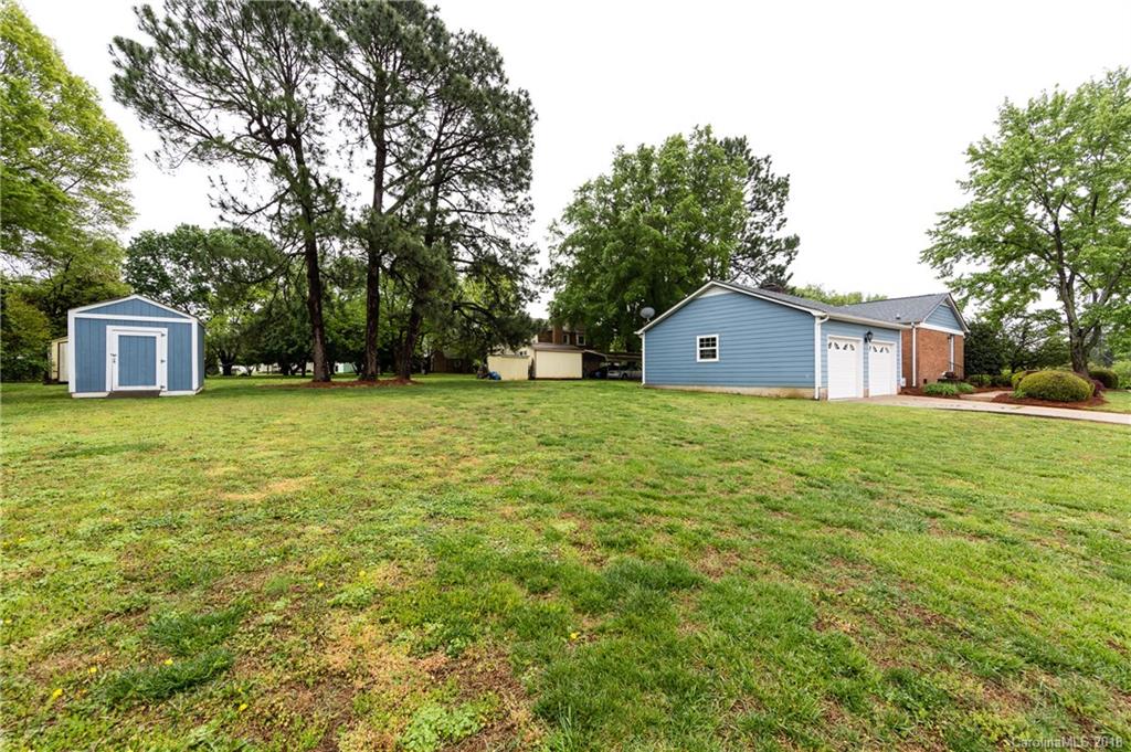 1301 Reid Harkey Road Matthews, NC 28105 - Photo 31 of 33 Gallery Image 31
