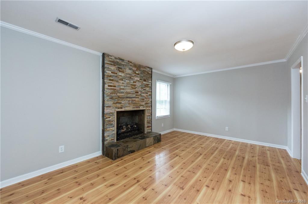 1301 Reid Harkey Road Matthews, NC 28105 - Photo 7 of 33 Gallery Image 7