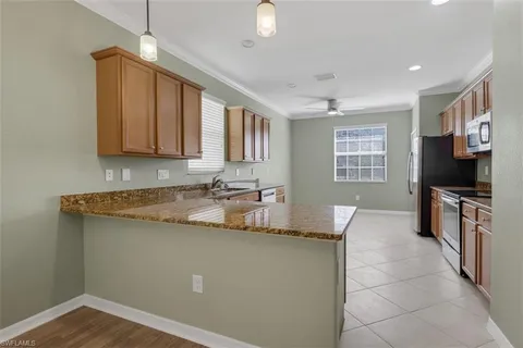 $430,000 | 2391 Heydon Circle East, Naples, FL 34120