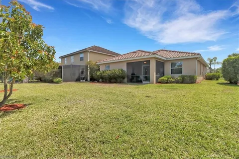 $430,000 | 2391 Heydon Circle East, Naples, FL 34120