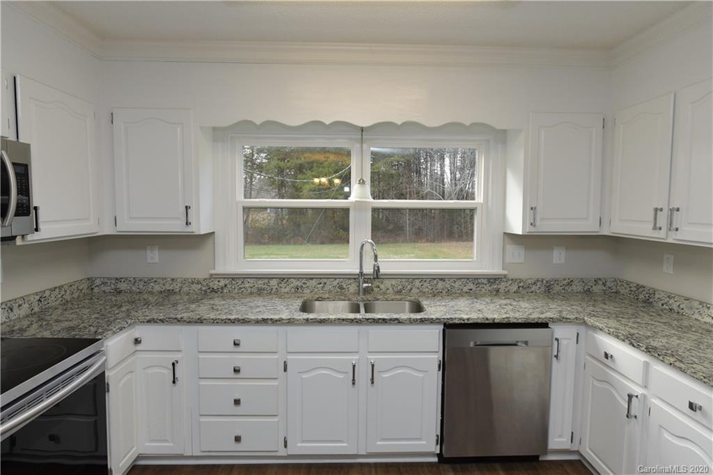 725 Rainey Road Salisbury, NC 28146 - Photo 11 of 32