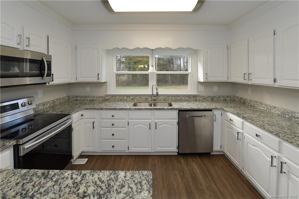 725 Rainey Road Salisbury, NC 28146 - Photo 12 of 32