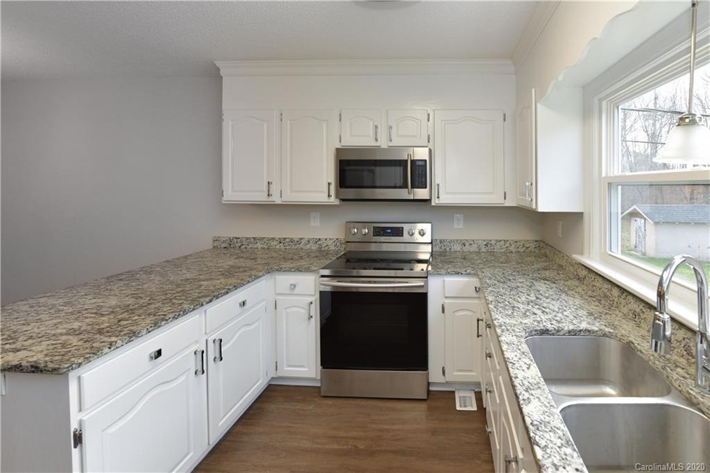 725 Rainey Road Salisbury, NC 28146 - Photo 8 of 32