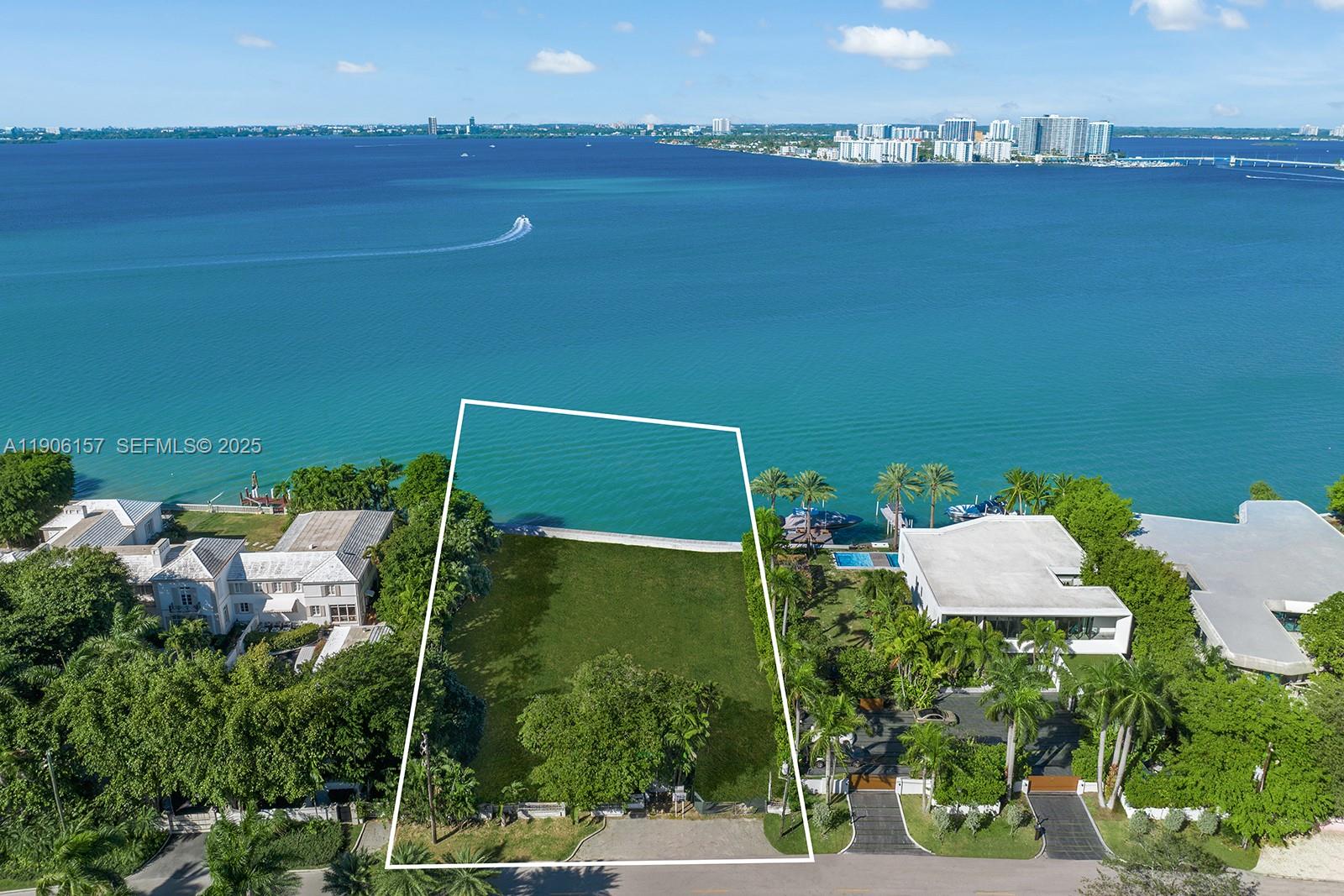 5840 North Bay Road Miami Beach, FL 33140 - Photo 1 of 8