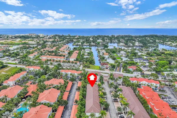 $400,000 | 528 Bayfront Drive, Boynton Beach, FL 33435