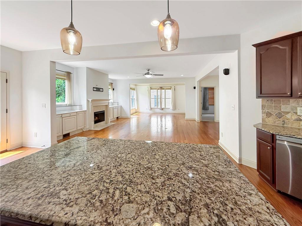8275 Majors Ridge Way Cumming, GA 30041 - Photo 11 of 51 Gallery Image 11