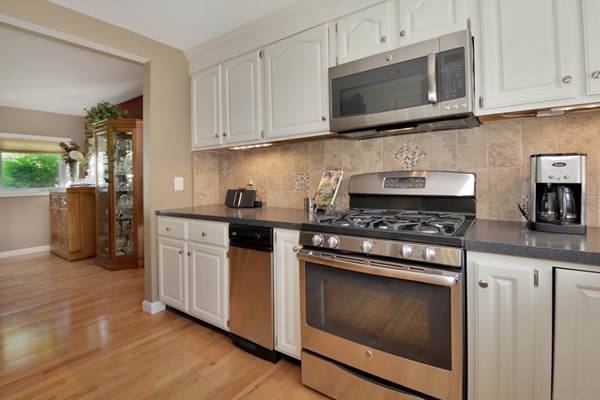 66 Piper Road Acton, MA 01720 - Photo 5 of 29 Gallery Image 5