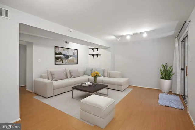 $470,000 | 8205 Tall Trees Court, Ellicott City, MD 21043