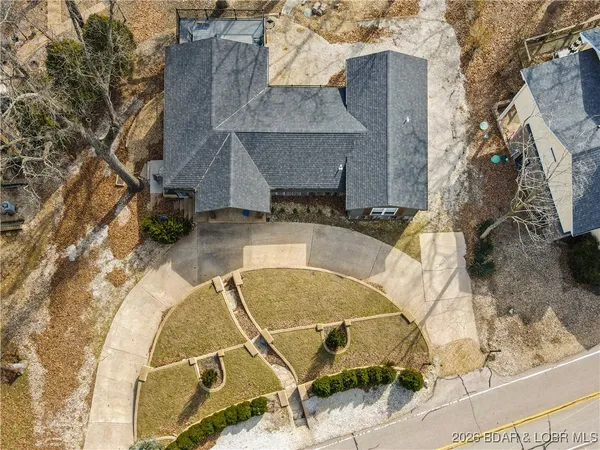 $979,000 | 1153 Outer Drive, Lake Ozark, MO 65049